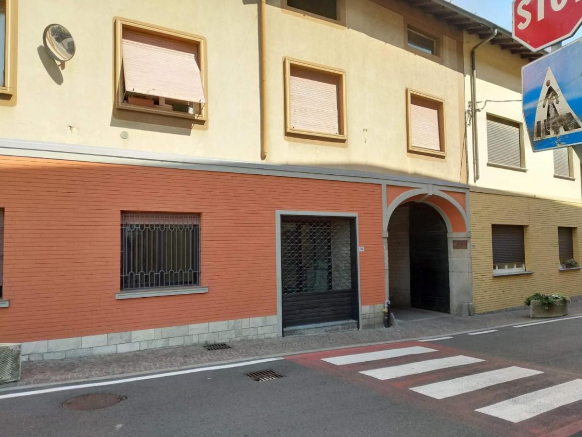 Appartamento Tra Como E Milano Bregnano Exterior photo